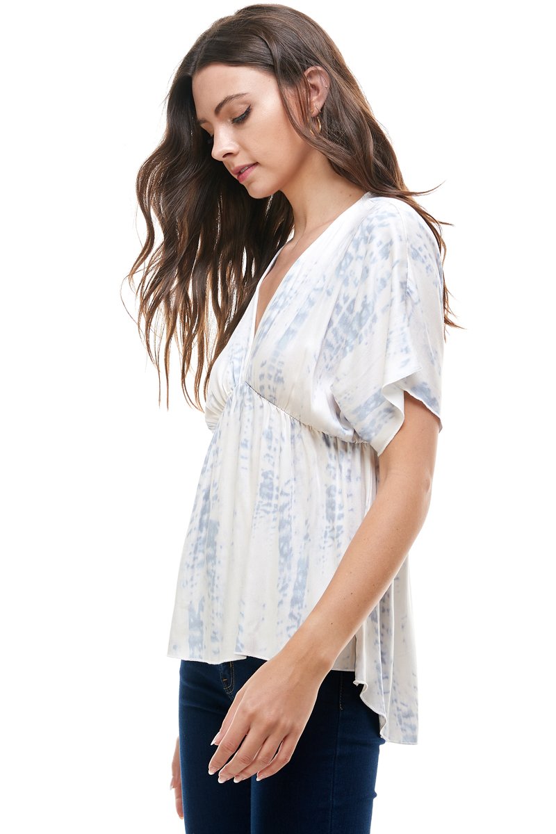 Flowy V-Neck Top with Relaxed Fit | Apparel | Kitchen + Metal