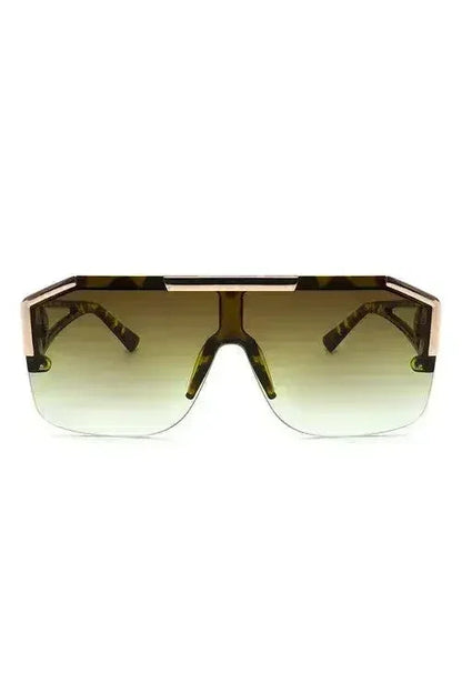 Square Oversize Retro Sunglasses - 100% UV Protection | Femstylo