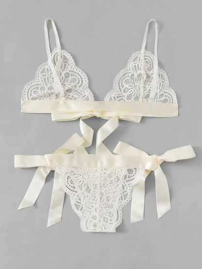 Split Cut Ruffled Sexy Lace Strap Three-Point Sexy Lingerie