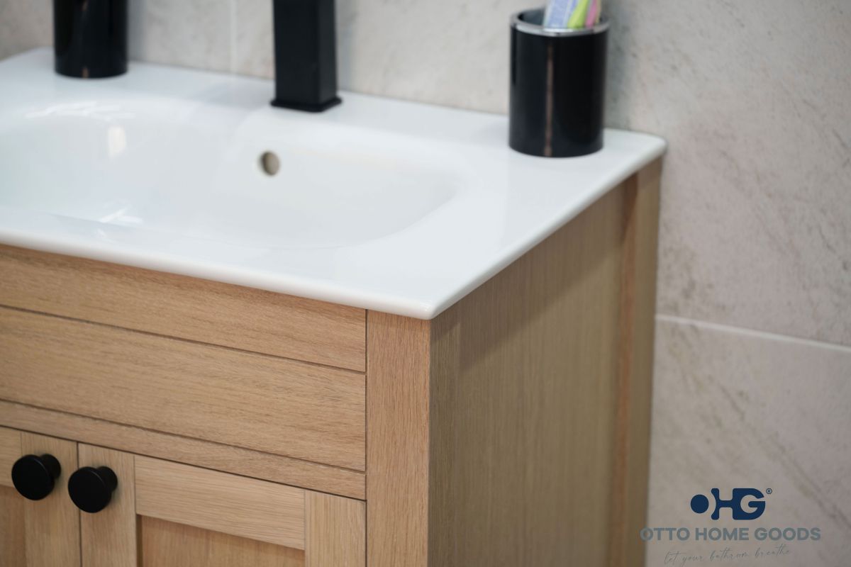 Aria Natural OAK 24" Bathroom Cabinet