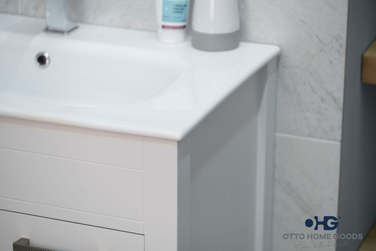 Aria White 30" Bathroom Cabinet