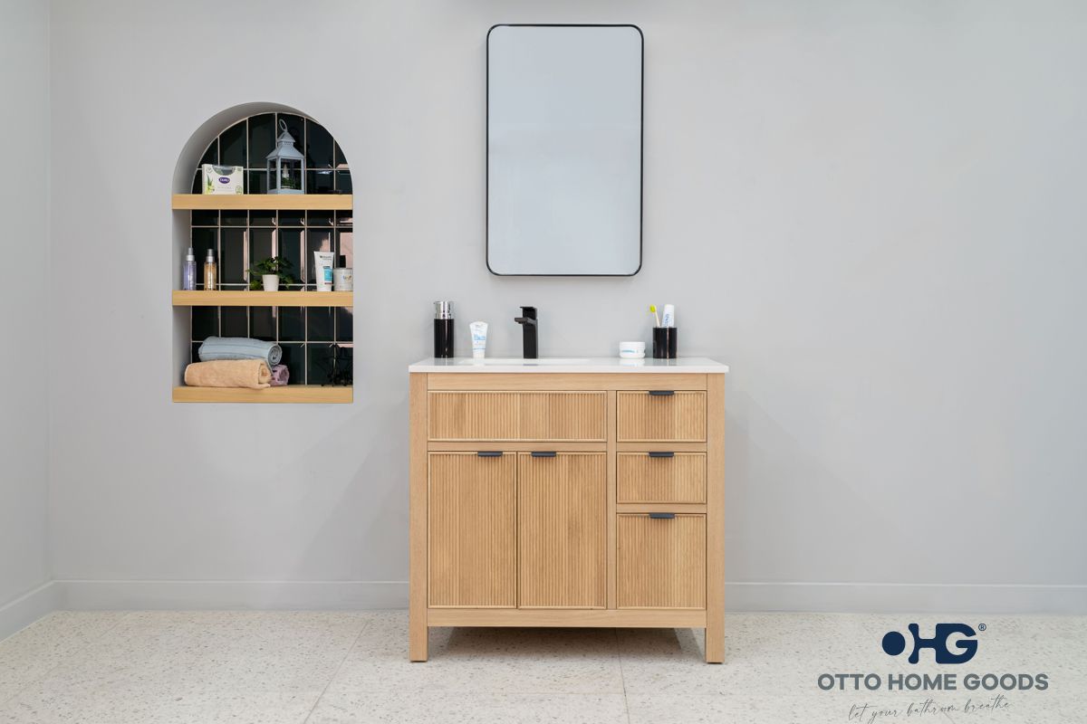 Catalina 36" Natural Oak Bathroom Vanity with Quartz Top & Black Hardware