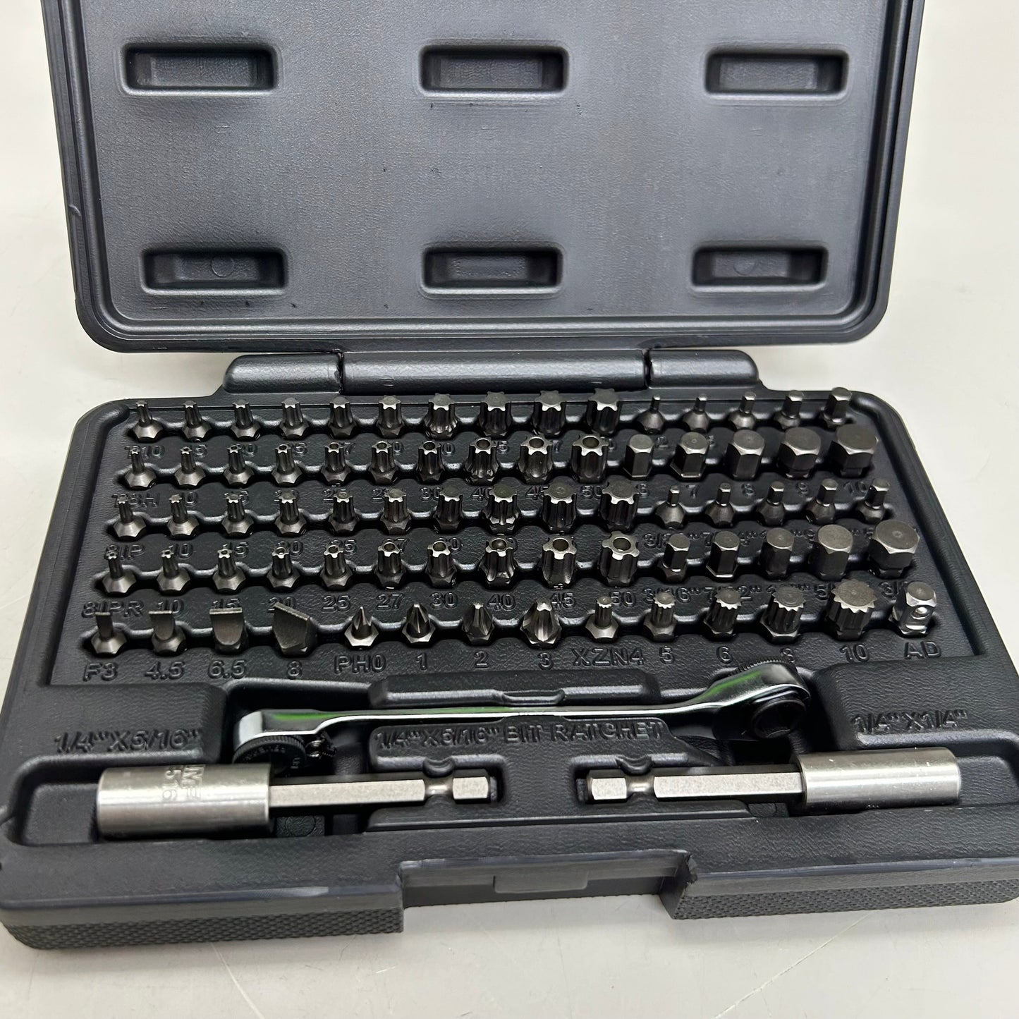 VIM TOOLS (77 PCS) Low Profile Master Bit Set 5/8" Long Bits Black VHC77