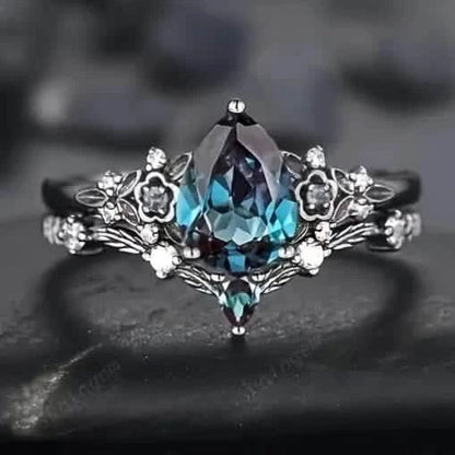 2-Piece Set: Gothic Black & Golden Engagement Ring Set with Pear-Shaped Cubic Zirconia