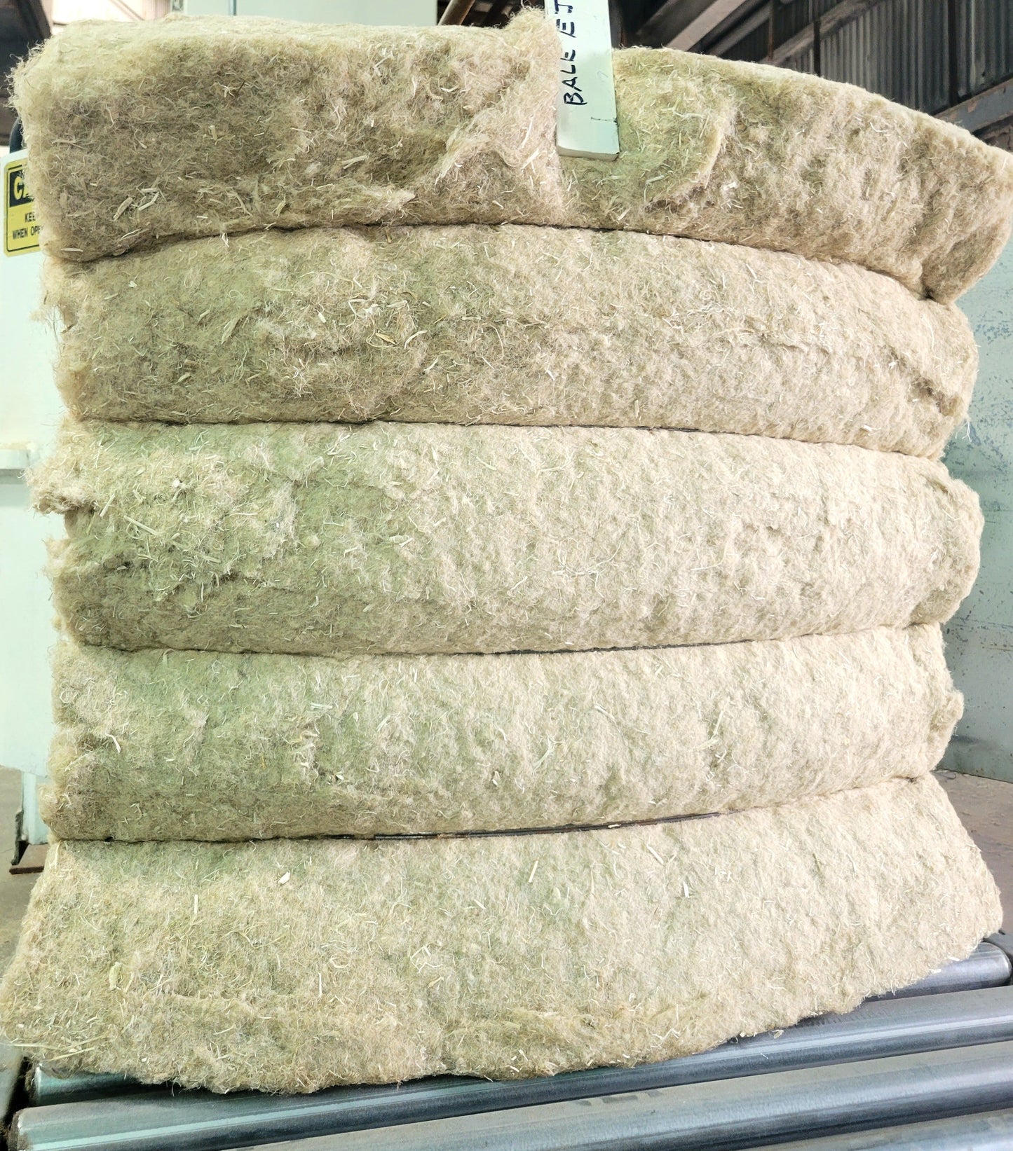 HempStuff Hemp Fiber Fill Pillow Stuffing and Chicken Nesting Fiber