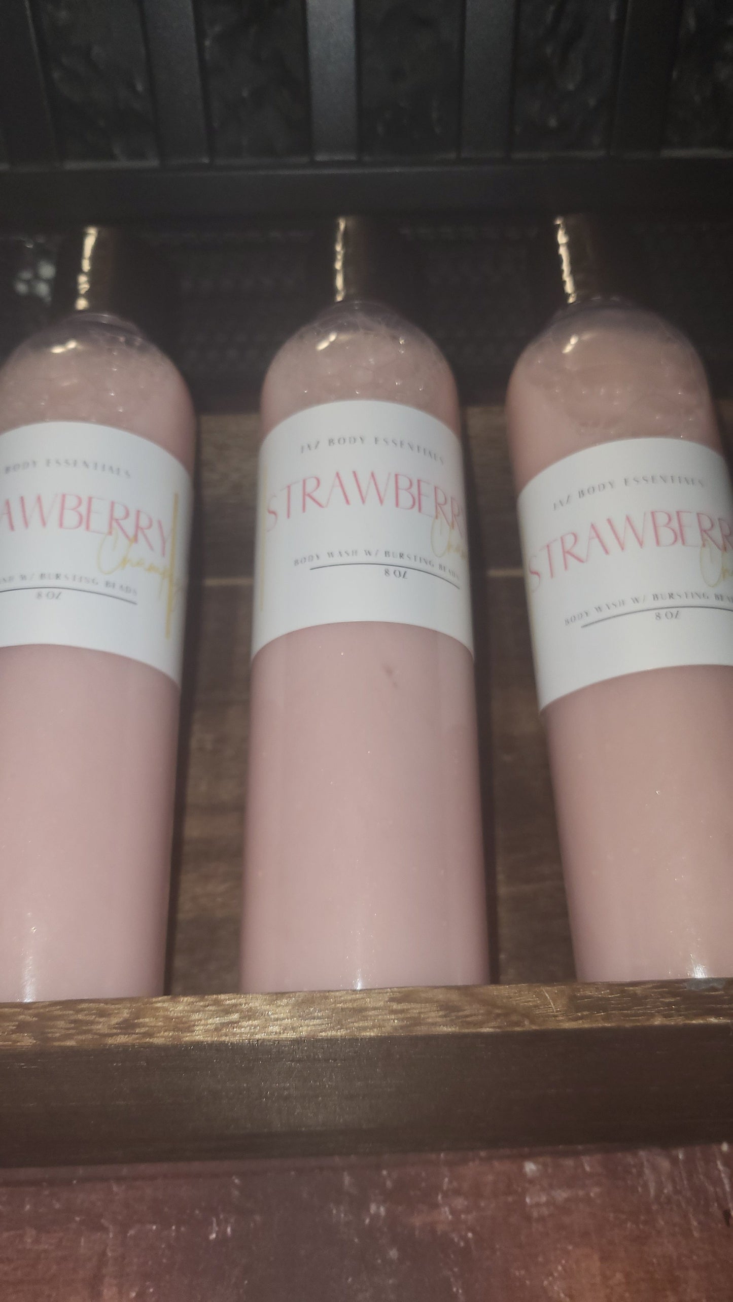 Strawberry Champagne Body Wash with Bursting Beads