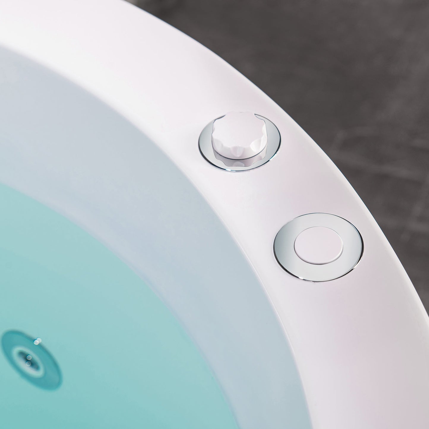 WOODBRIDGE 41" Acrylic Freestanding Round Contemporary Whirlpool Heated Jetted Tub