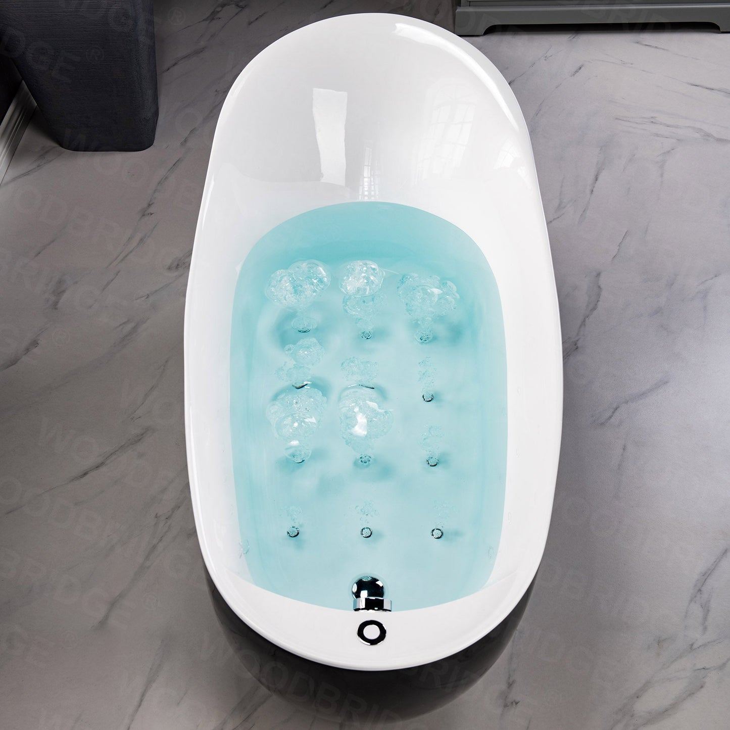 WOODBRIDGE BTS1607/B0031 67" Air Bubble Freestanding Bathtub