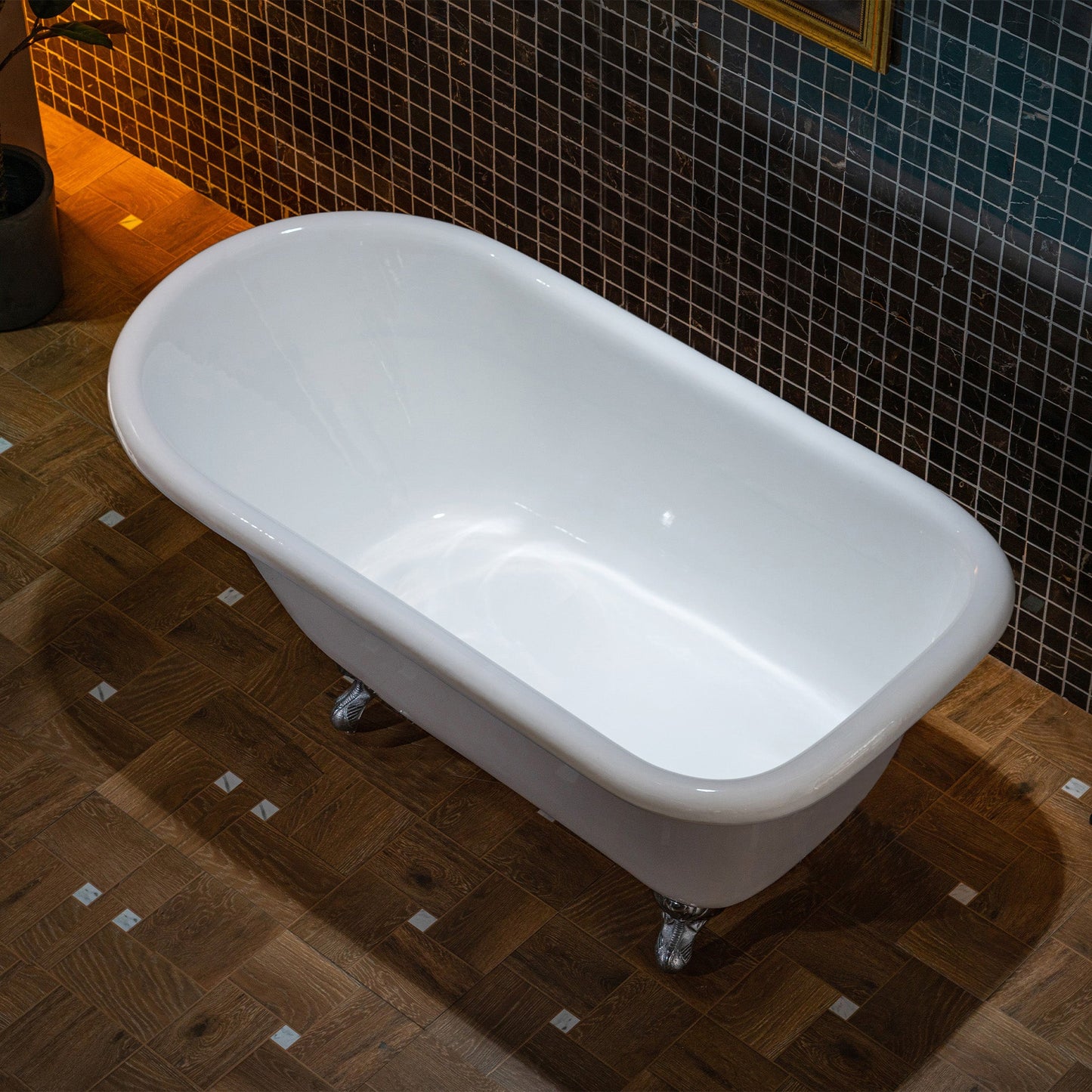 WOODBRIDGE 60" Enameled Cast Iron Roll Top Clawfoot Bathtub