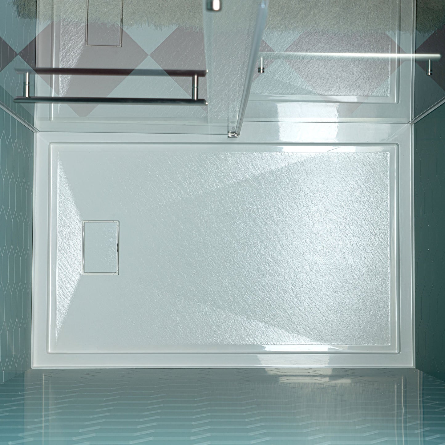 WOODBRIDGE 48 in. x 32 in. Solid Surface Shower Pan Base in White, Alcove Installation with Right Drain, Slip-Resistant & Mold-Resistant