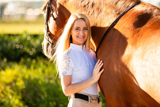 Short Sleeve Lace shirt- White front zip