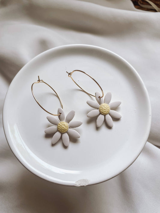 Placed by Grace - Daisy Hoops I Summer Wild Flower Collection