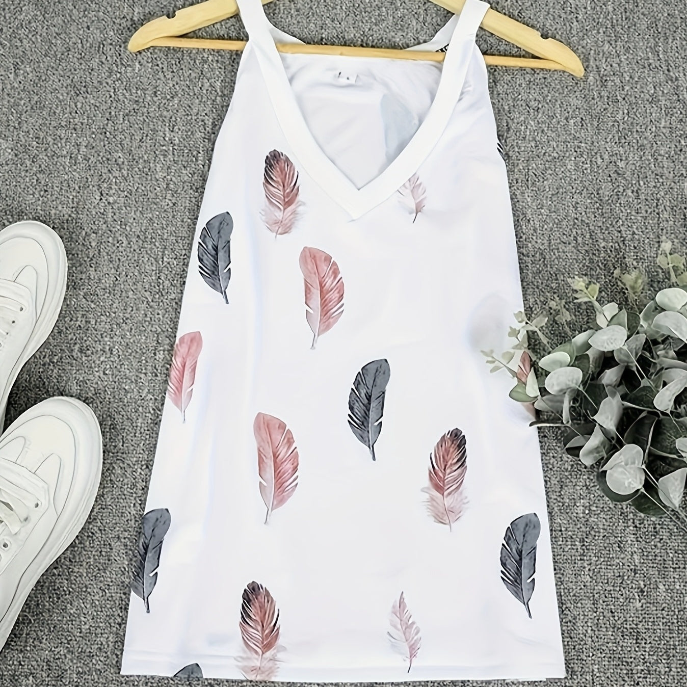 Ladies' V-neck Feather Print Fashionable Versatile Casual Blouse