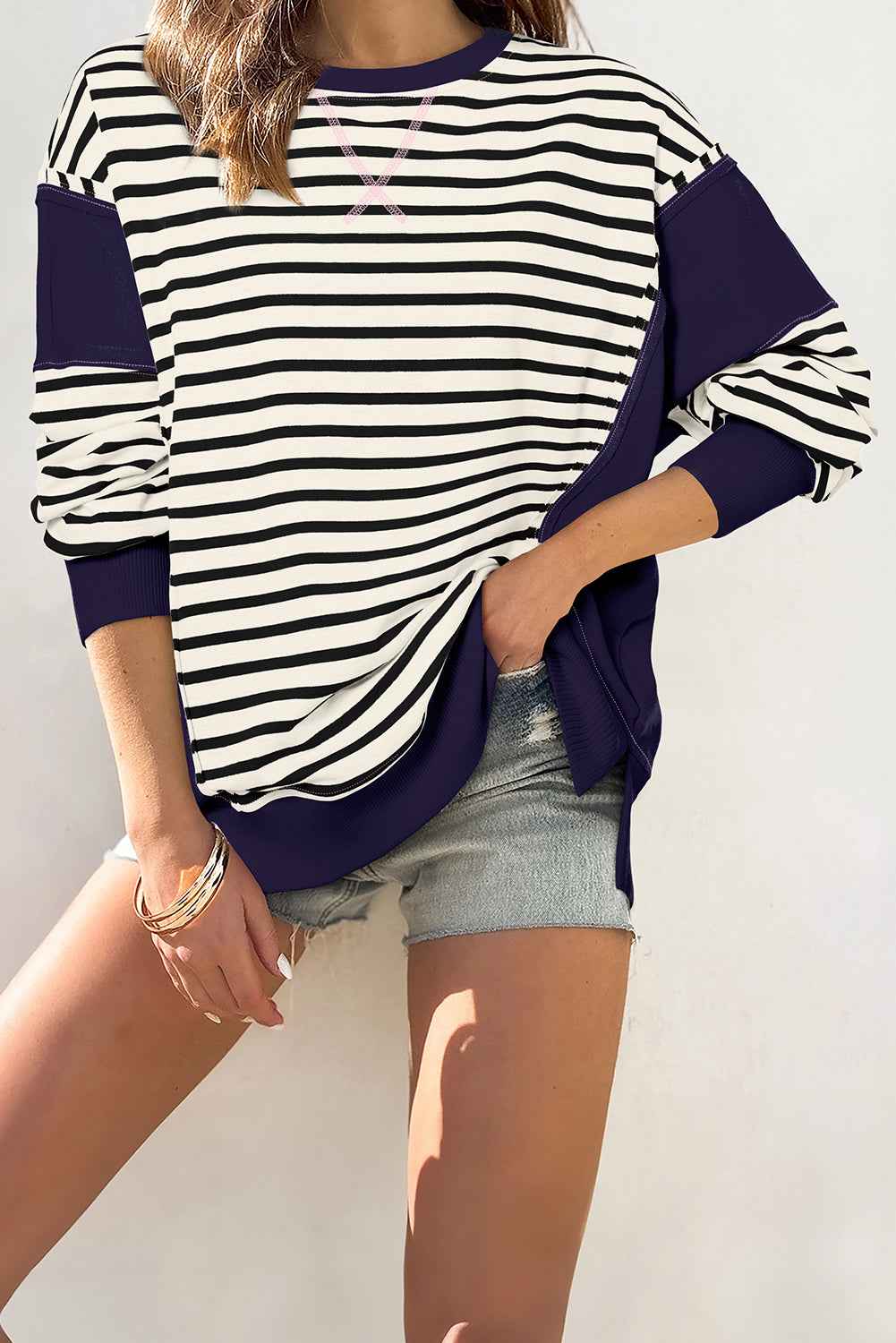 White Stripe Patchwork Exposed Seam Loose Fit Women's Sweatshirt