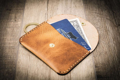 The Richmond Leather Keychain Wallet in Saddle Tan