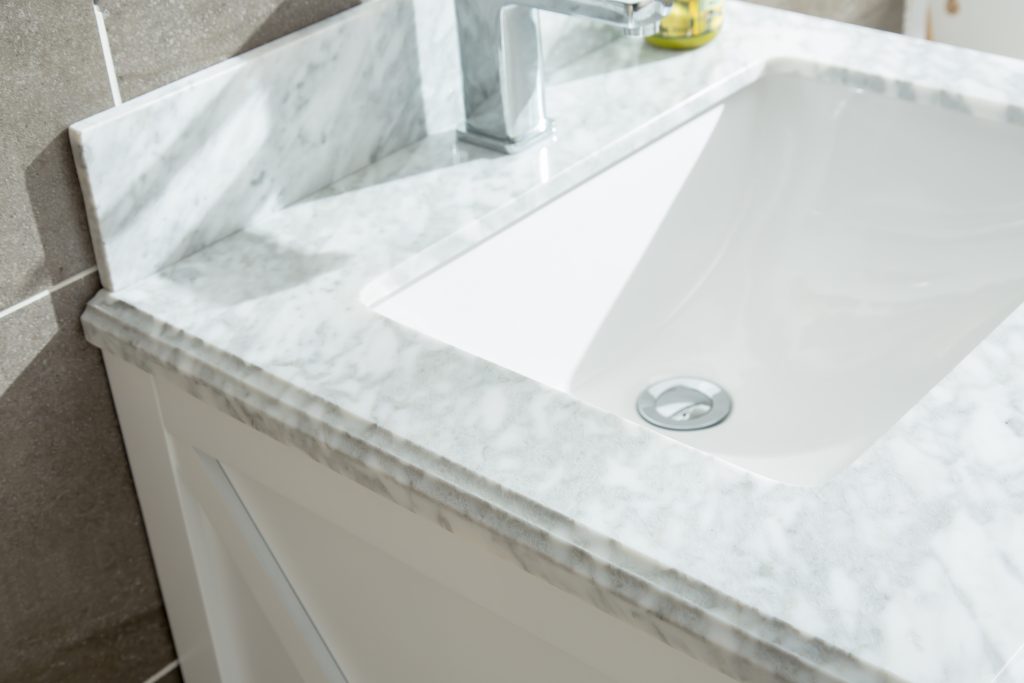 Wimbledon 24" White Bathroom Vanity with Countertop