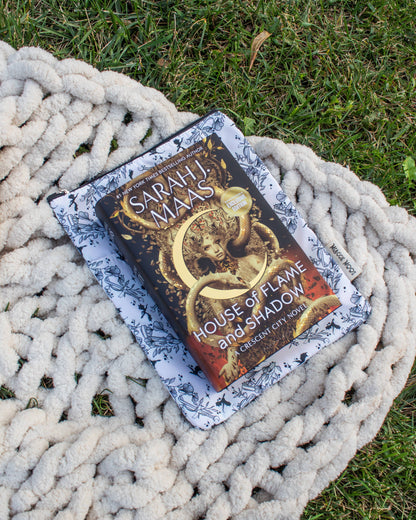 Meaggie Moos - Book / Tablet Sleeve | Ivory Swords