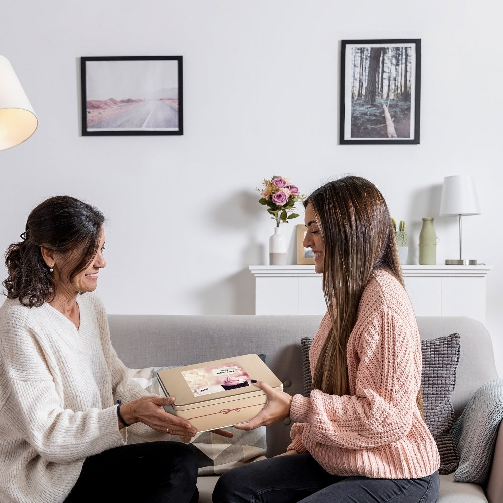 Deluxe Honey & Pastry Gift Tin