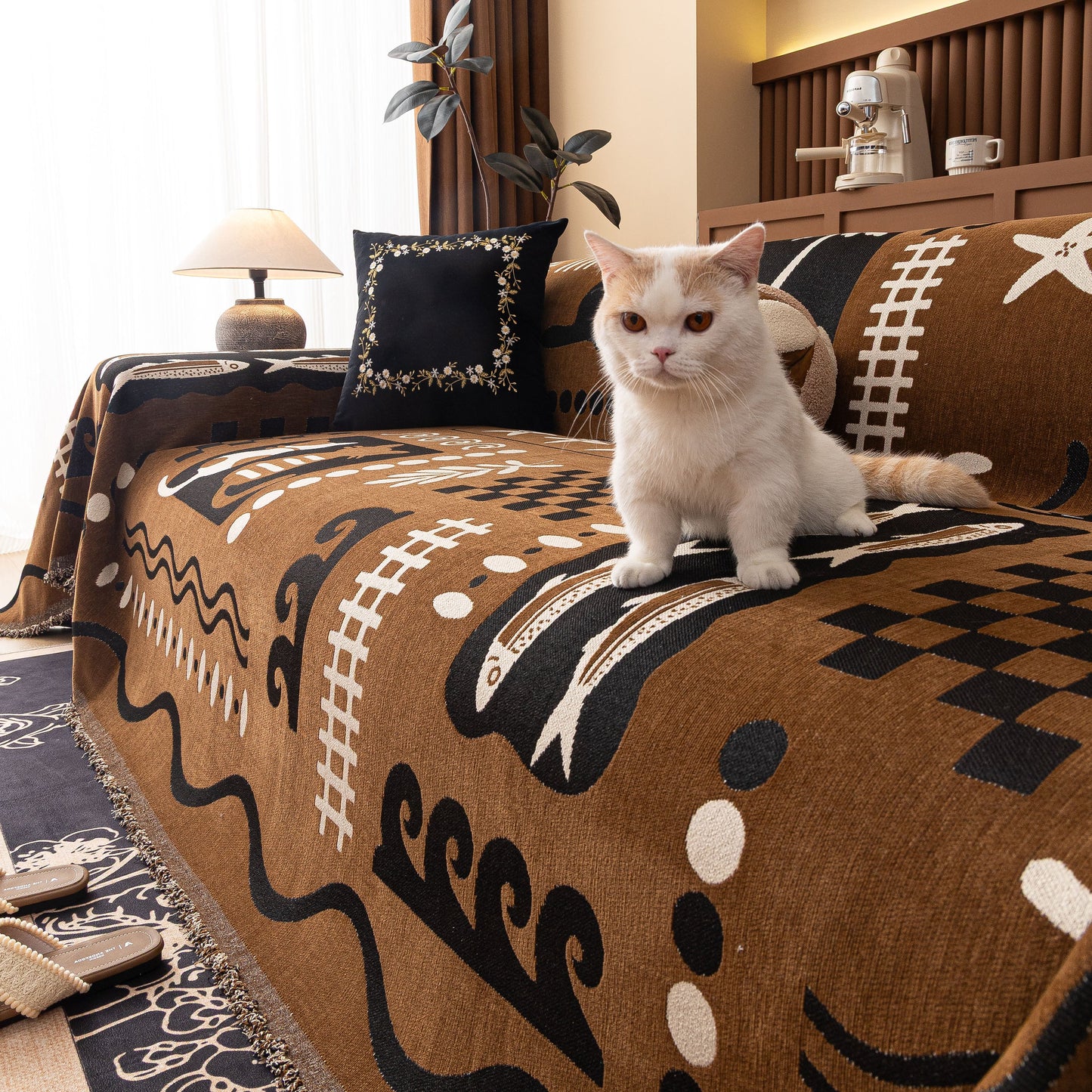 Boho Chic Woven Throw Blanket for Couch, Washable Couch Cover for Pets, Dogs, Cats