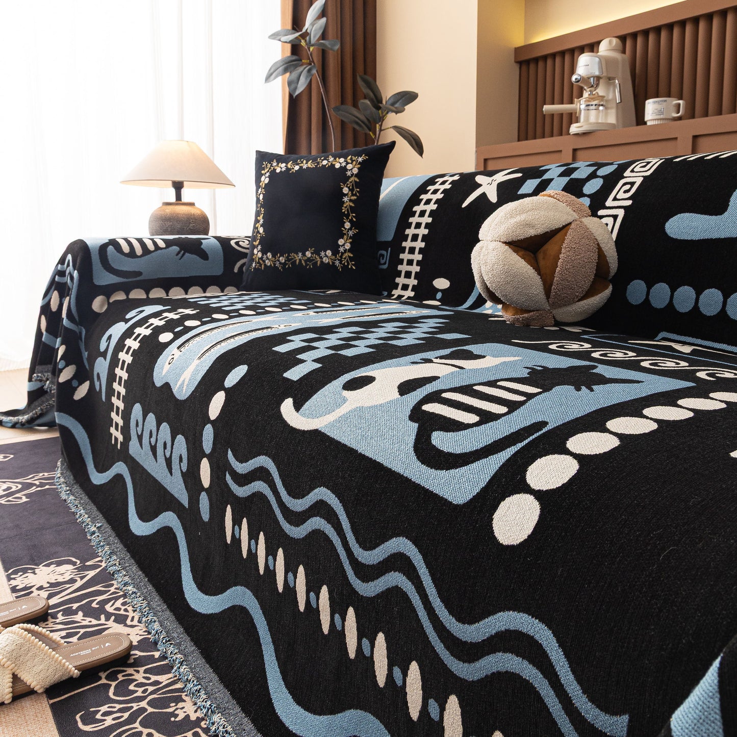 Boho Chic Woven Throw Blanket for Couch, Washable Couch Cover for Pets, Dogs, Cats