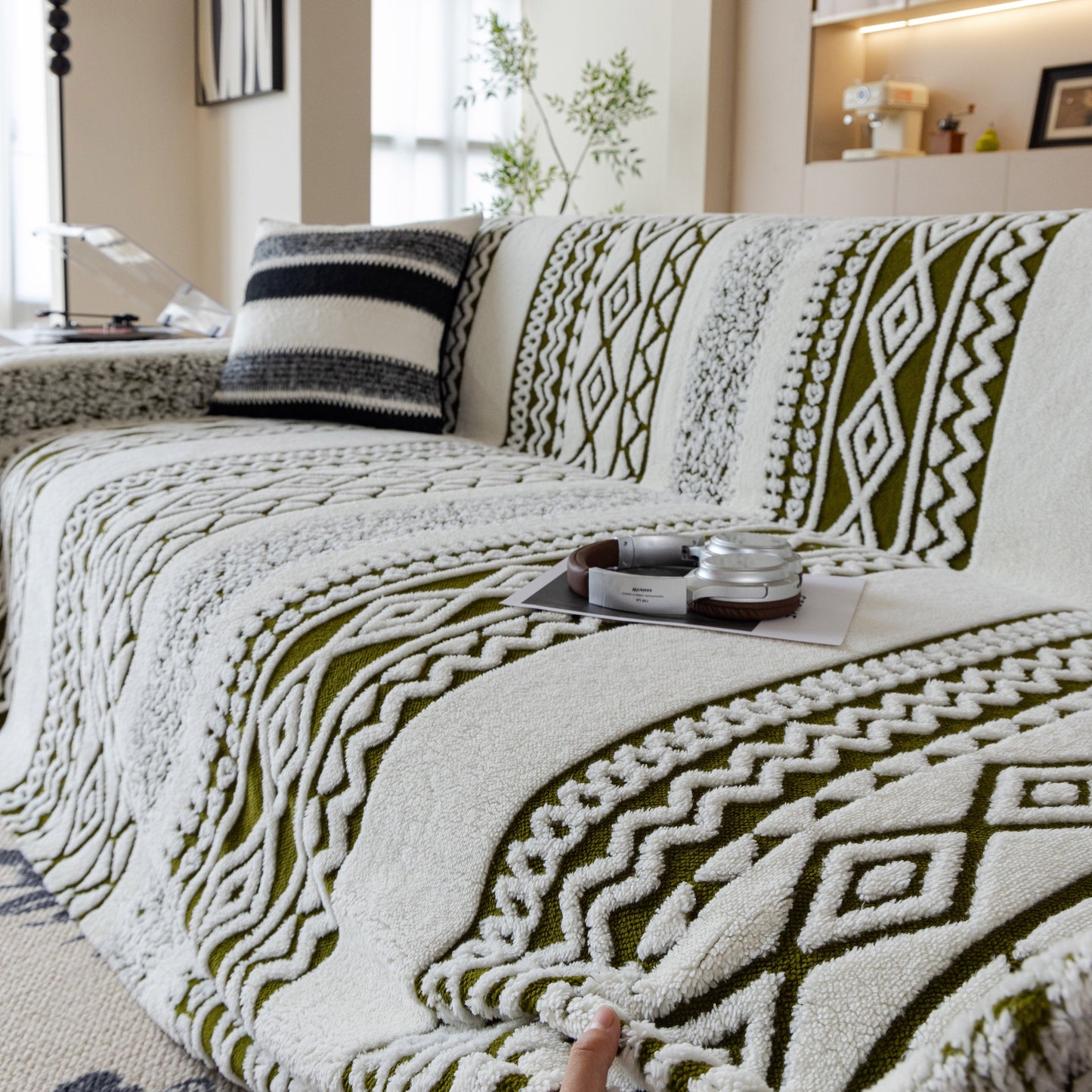 Bohemian Tufted Sofa Cover, Plush Sherpa Throw Blanket with 3D Woven Aztec Stripes