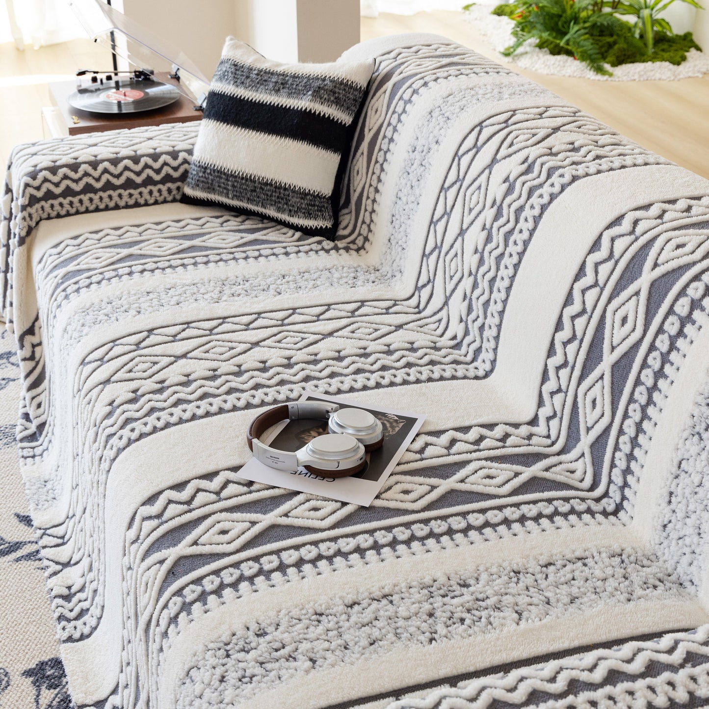 Bohemian Tufted Sofa Cover, Plush Sherpa Throw Blanket with 3D Woven Aztec Stripes
