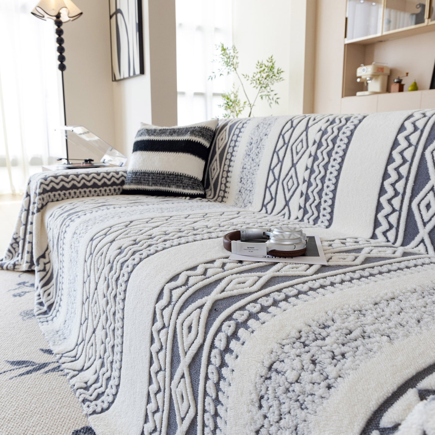 Bohemian Tufted Sofa Cover, Plush Sherpa Throw Blanket with 3D Woven Aztec Stripes