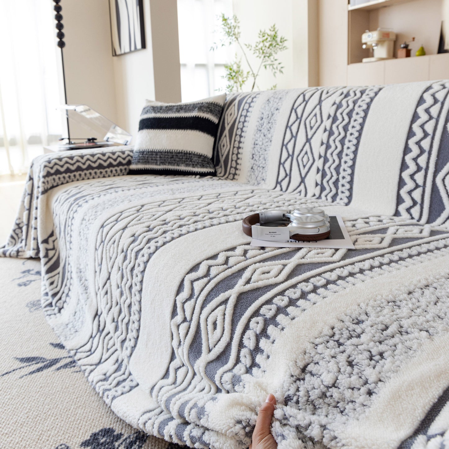 Bohemian Tufted Sofa Cover, Plush Sherpa Throw Blanket with 3D Woven Aztec Stripes