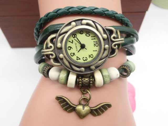 Vintage Heart Bracelet Watch - Casual Flying Pendant Timepiece