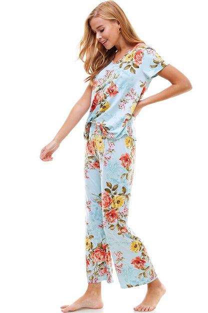 Loungewear Set for Women's Floral Short Sleeve and Pants | Apparel | Kitchen + Metal