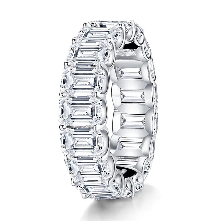 Sterling Silver Ring with High Carbon Diamond Simulant
