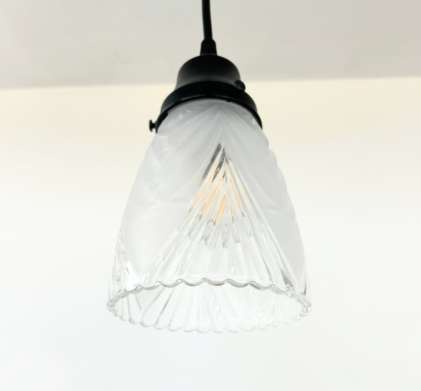 Clear And Frost Fan Ribbed Scallop Pendant Light/Wall Sconce