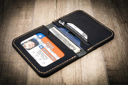 The Georgetown Minimalist Wallet in Black