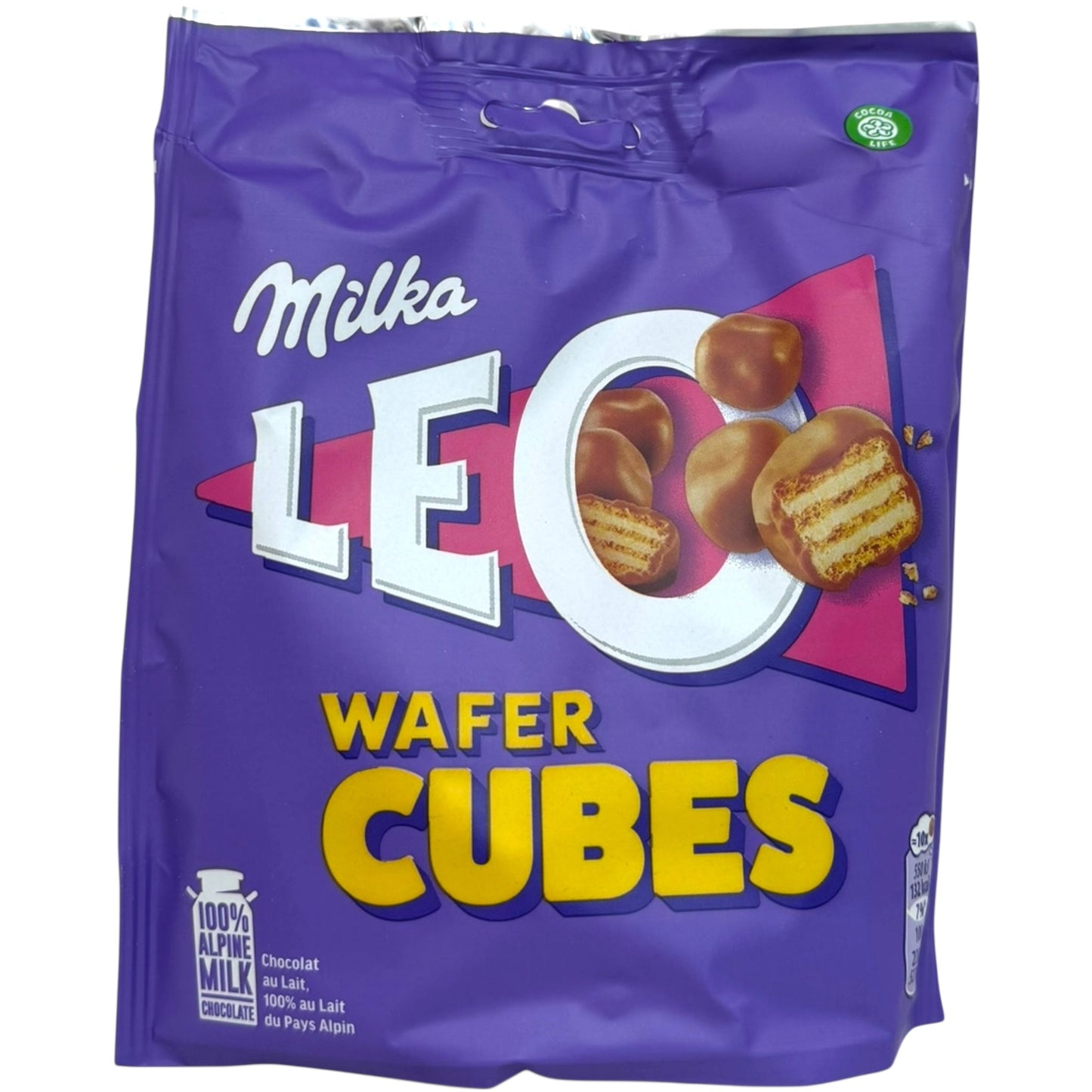 Delicious Milk Chocolate Wafer Cubes 150g - Indulgent Treats for Sweet Lovers
