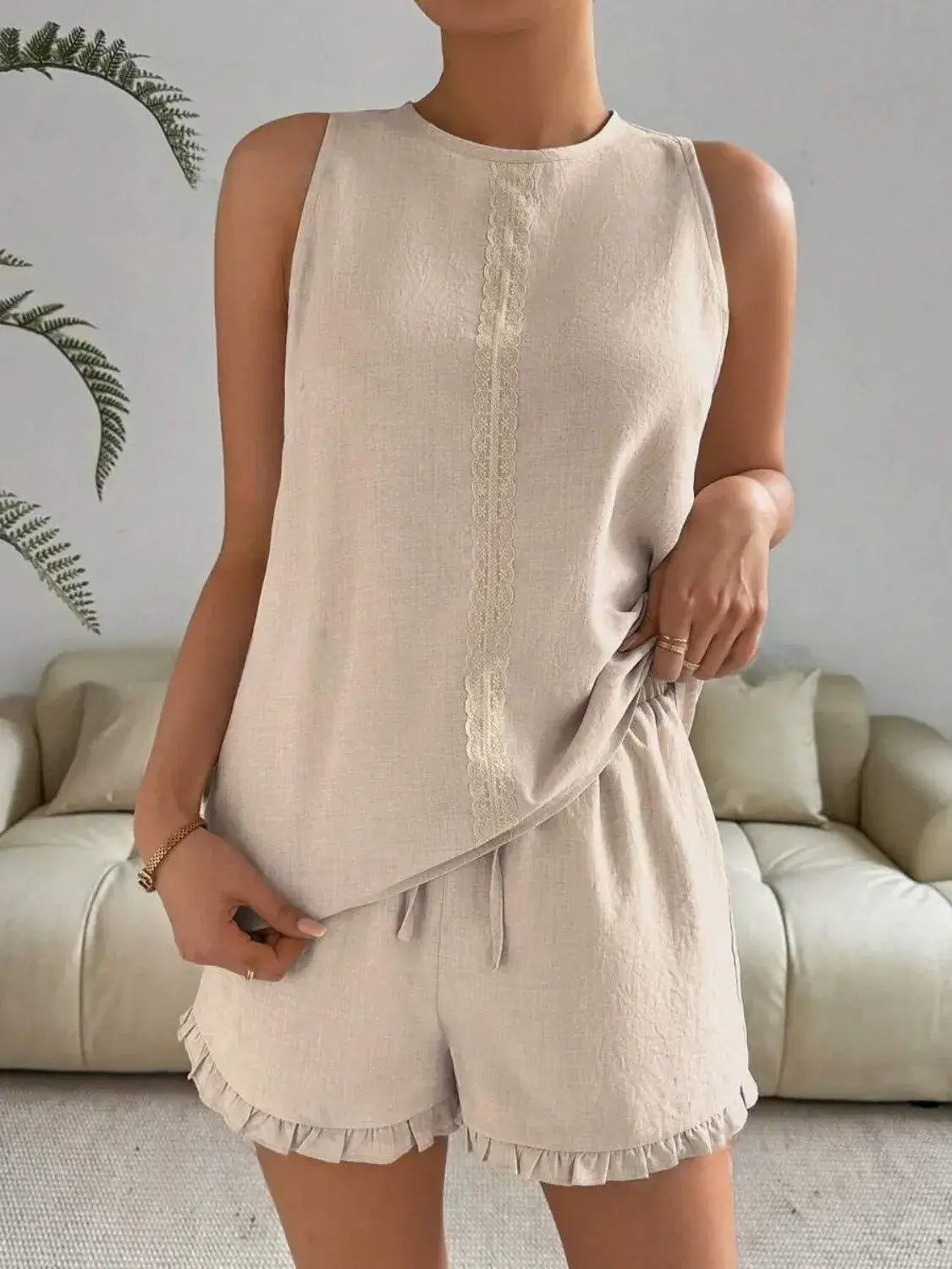 Lace Detail Round Neck Shorts Set for Women