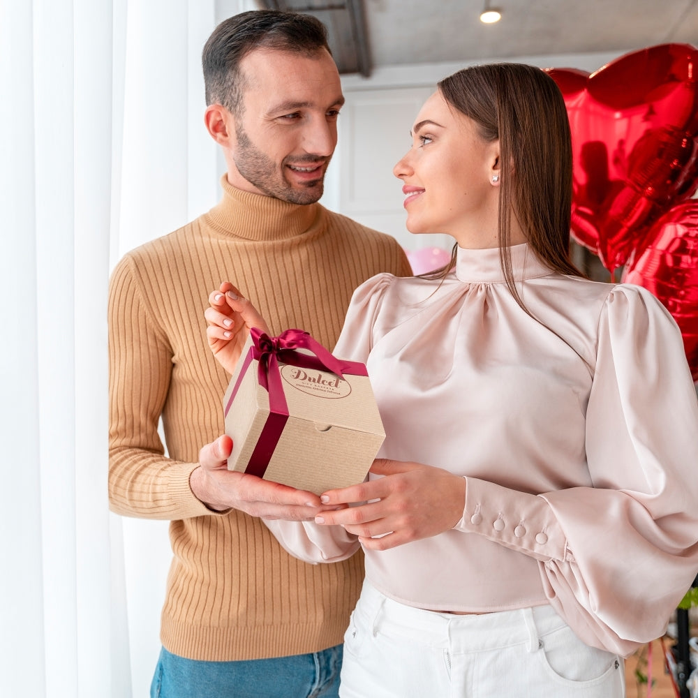Delightful Valentine’s Day Classic Gift