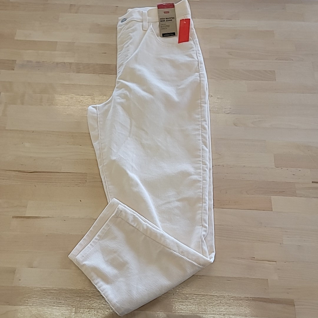 Levi's Size 31 Cream High-Waisted Mom Jeans Corduroy NWT