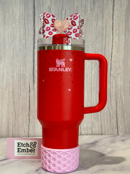 Kissy Lips Tumbler Bow