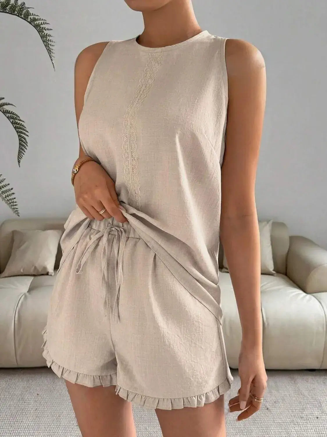 Lace Detail Round Neck Shorts Set for Women