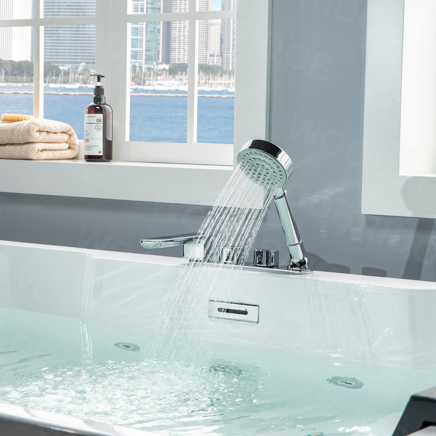 WOODBRIDGE 2 Person Freestanding Massage Hydrotherapy Bathtub
