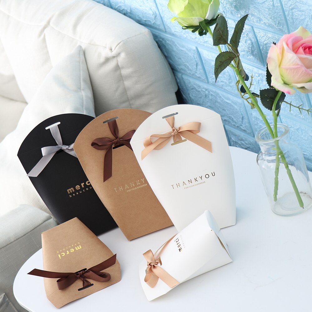 5pcs White Black Bronzing "Merci" Candy Bag French