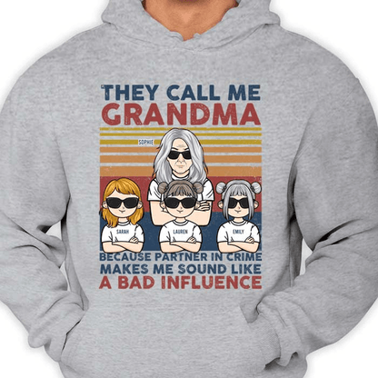 The Legend And The Legacy - Grandma & Grandkids - Personalized Custom T Shirt - Mother's Day, Valentines, Birthday, Loving, Funny Gift for Grandma/Nana/Mimi, Mom, Wife, Grandparent, Aunt, Auntie