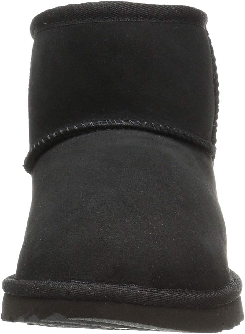 UGG unisex-child Classic Mini Ii