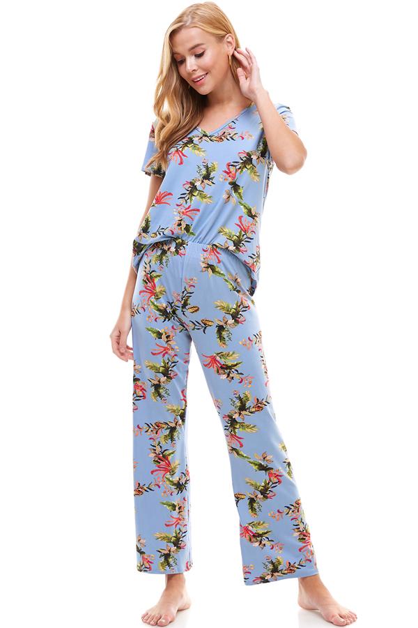 Loungewear Set for Women's Floral Short Sleeve and Pants | Apparel | Kitchen + Metal