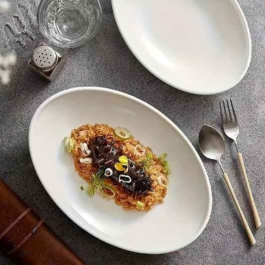 Sleek Oval Ceramic Plate  Perfect for Any Meal