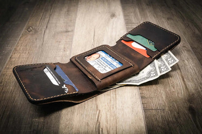 Badge Trifold Wallet - Walnut Brown