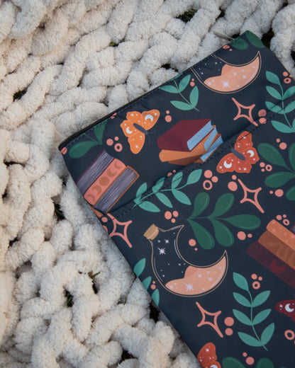 Meaggie Moos - Book / Tablet Sleeve | Burgundy Books