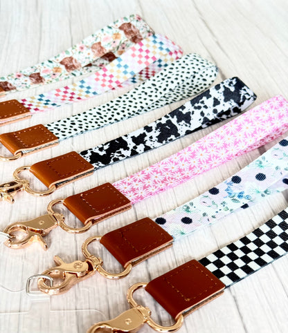 Phone Wrist Strap Keychain with Tether Tab - BLACK & WHITE CHECKERS