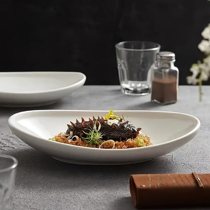 Sleek Oval Ceramic Plate  Perfect for Any Meal