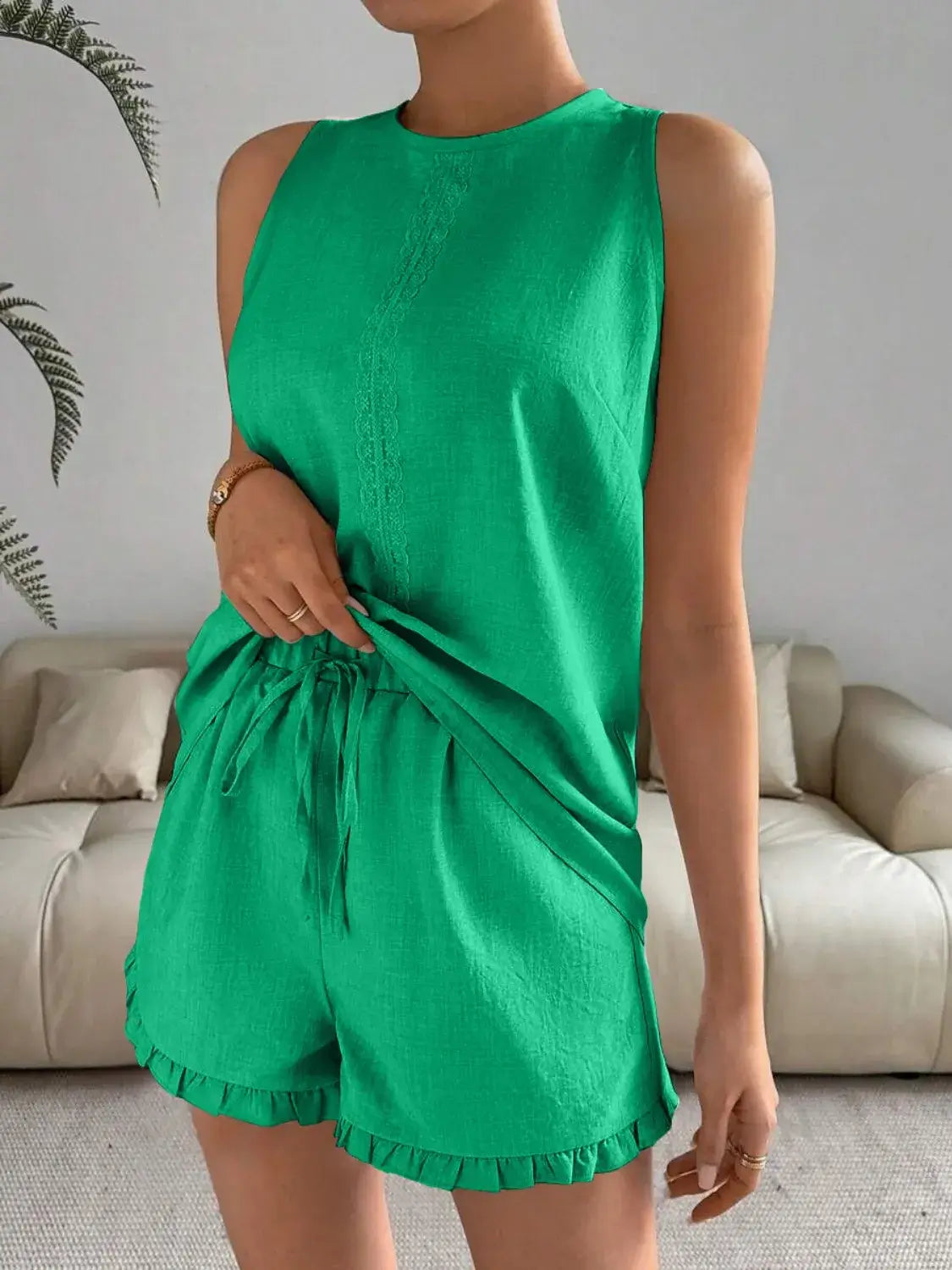 Lace Detail Round Neck Shorts Set for Women